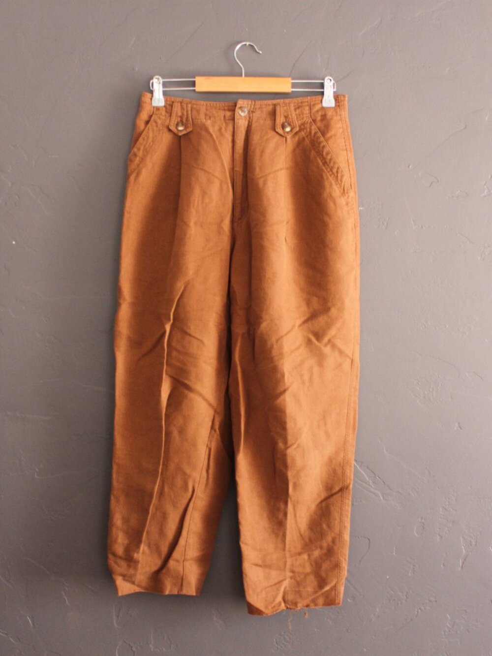 LIZWEAR Brown High Rise Pleated Cotton Linen Trousers